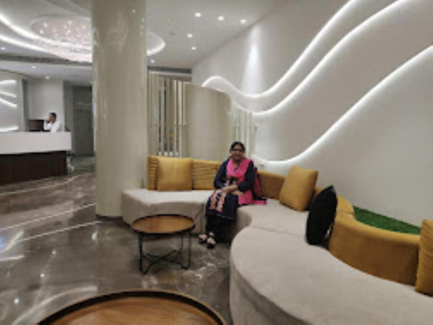 Casa Divine,Bareilly Hotel Exterior photo